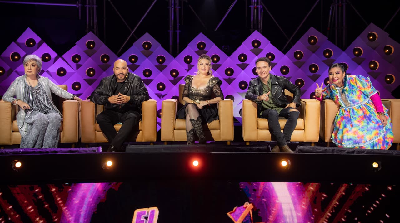 Mientras los jueces estaban listos para empezar a calificar a los aspirantes y retadores de la noche.