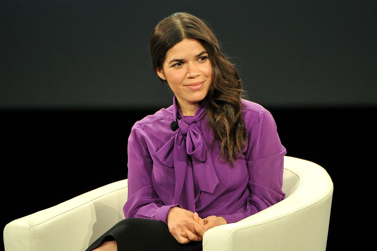 La actriz América Ferrera dice que perdió varios papeles durante su carrera por verse "muy latina"