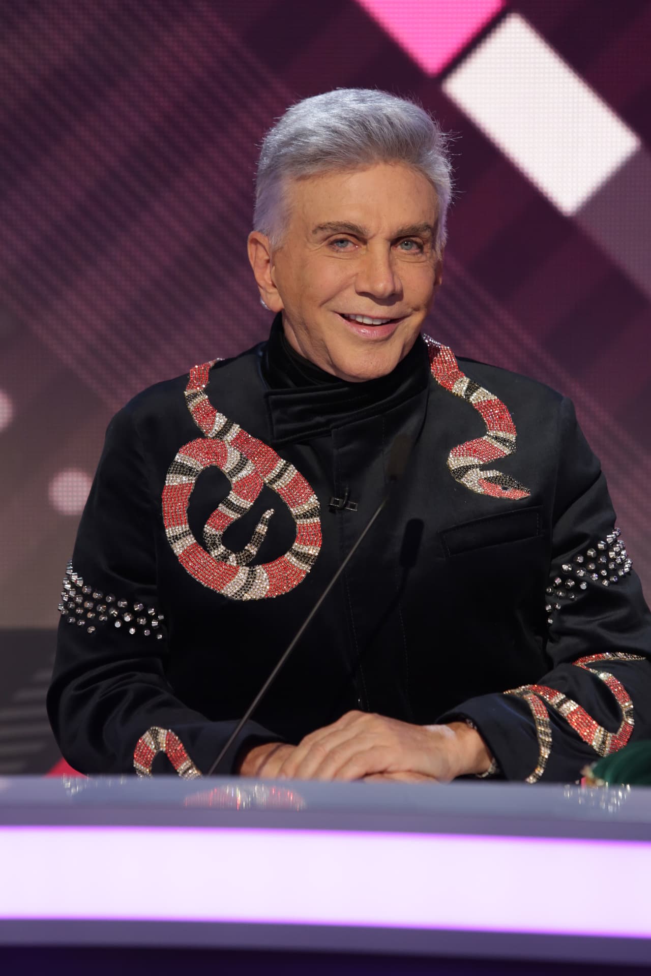 Nathalia Casco decidió dejar la competencia mientras que Luis Coronel las conquistó a todas, ¿pero qué hace el ‘El Pollito Pío' aquí?