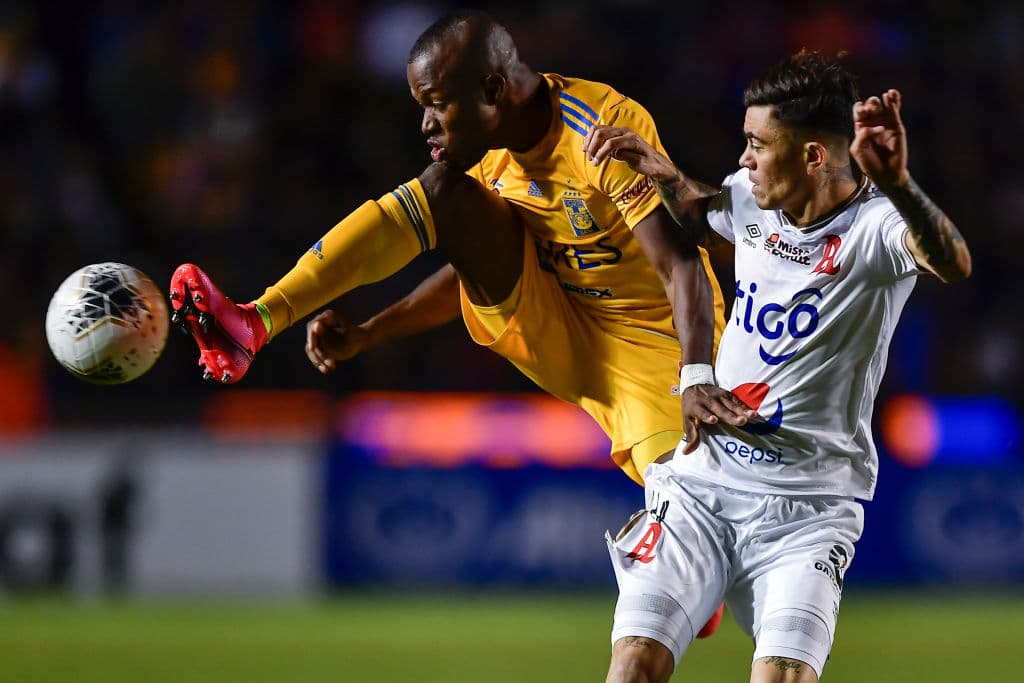 Se ganó el cariño de la gente gracias a sus actuaciones en la cancha, aunque poco a poco perdió protagonismo.