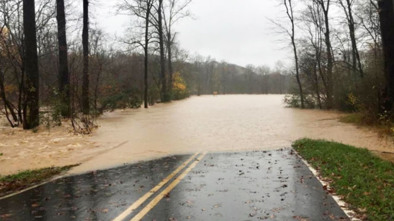 Advierten sobre el posible desbordamiento de ríos tras inundaciones en Carolina del Norte