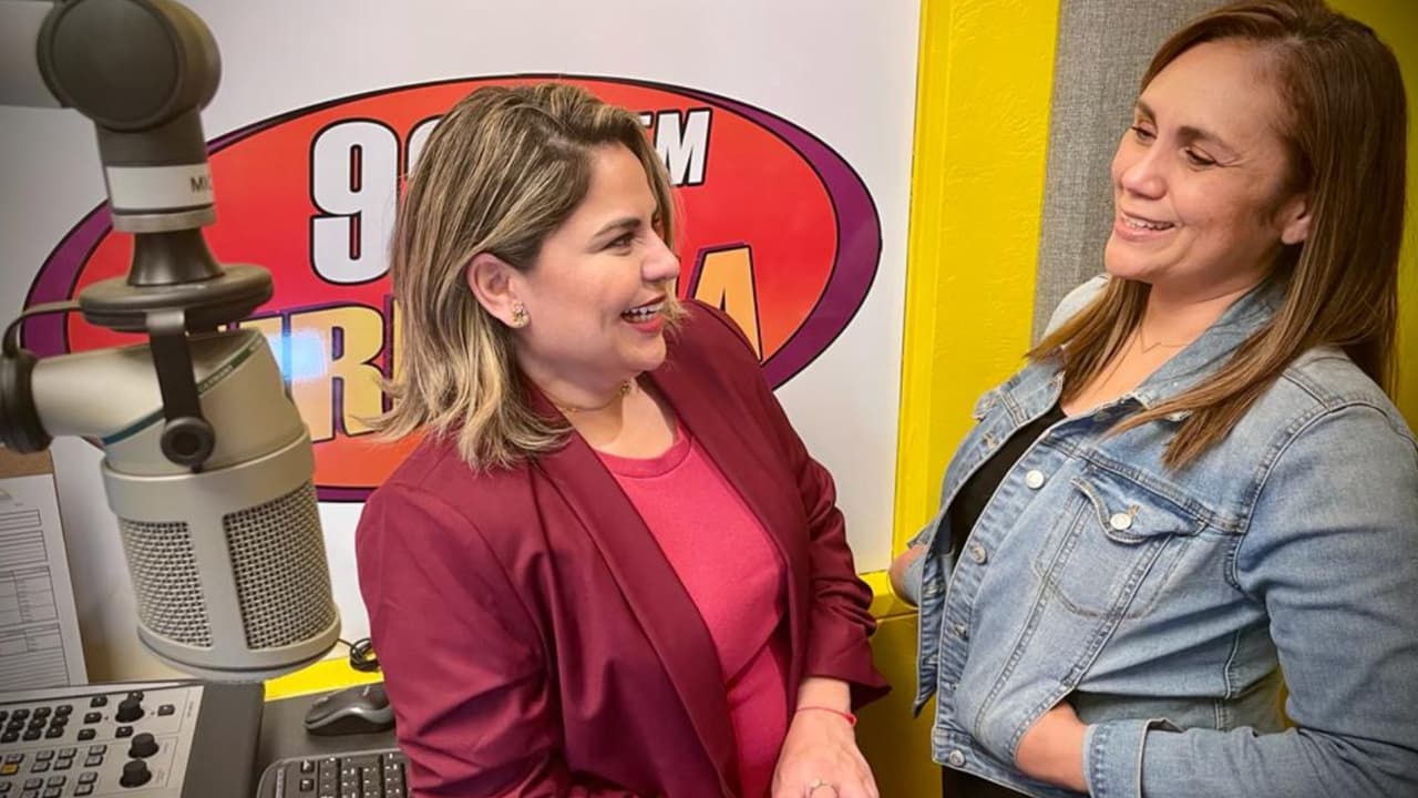 Las suculentas es el proyecto radial de dos sonorenses para informar a los hispanos del sur de Arizona