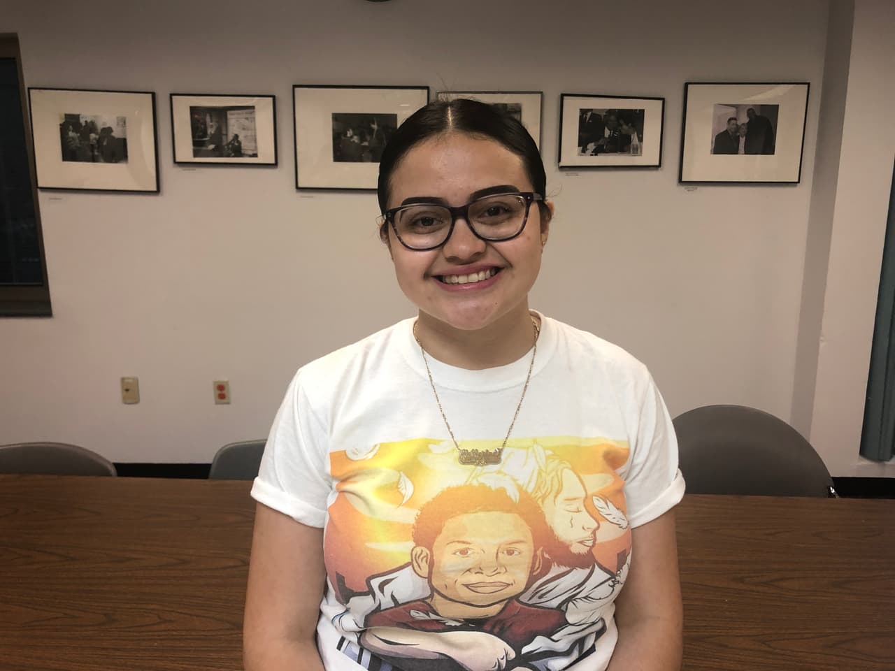 <b>Catherine Oliva, compañera de clase "Junior" y panelista</b>
<br>
<br>“Estamos ofreciendo diferentes perspectivas de cada persona y eso hace que nos acerquemos más como una comunidad y pensemos en maneras de hacerla más segura”.