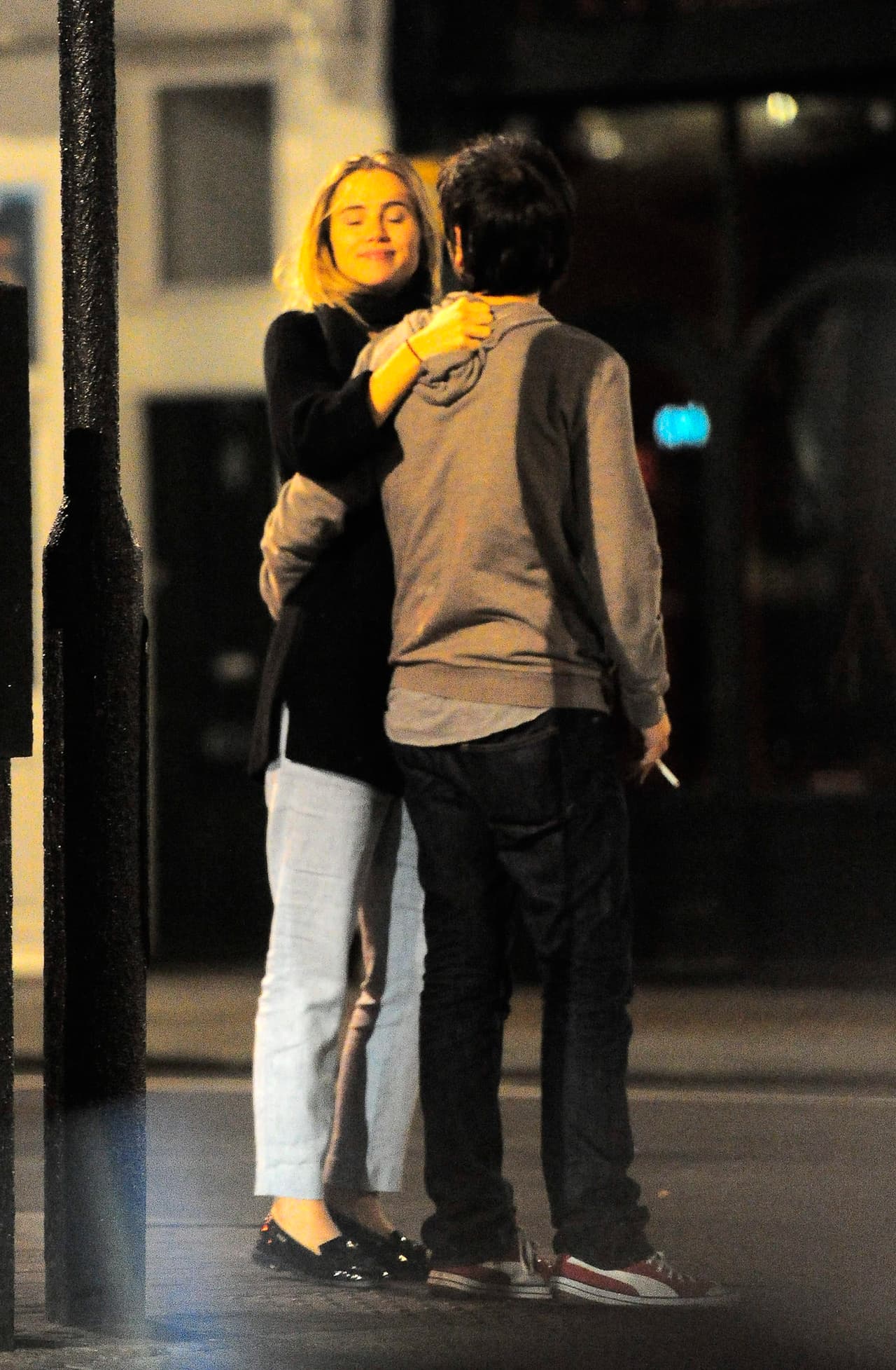 Muchos cariñitos y arrumacos.