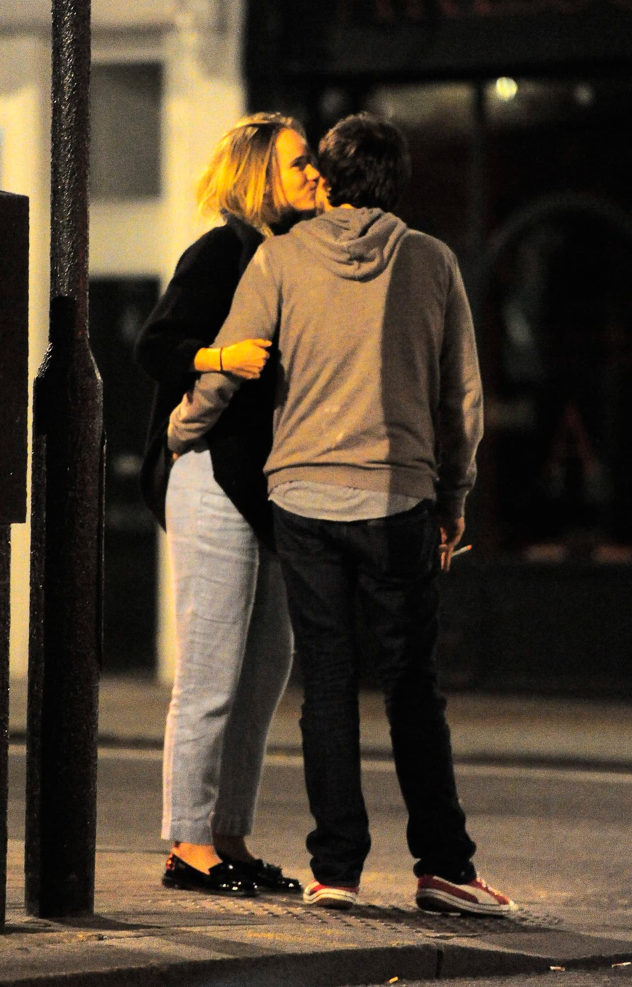 Estaban paseando en el barrio exclusivo de Notting Hill.