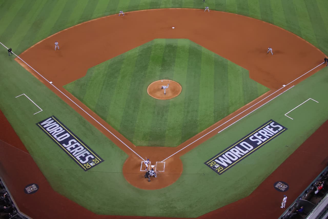 De no titularse campeones esta noche, los equipos tendrán que enfrentarse nuevamente este miércoles en el juego definitivo por la Serie Mundial.