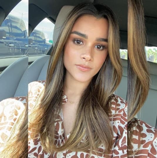 Clarissa de Molina publicó esta foto en Instagram, un viernes del presente verano, donde insinuaba que se iba de paseo, no mencionó el destino, pero lo importante es que la exreina de belleza se divirtiera.