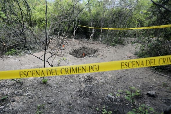 Para llegar hasta el sitio donde se encuentran hay que recorrer varias colonias de bajos recursos ubicadas al norponiente de Iguala.