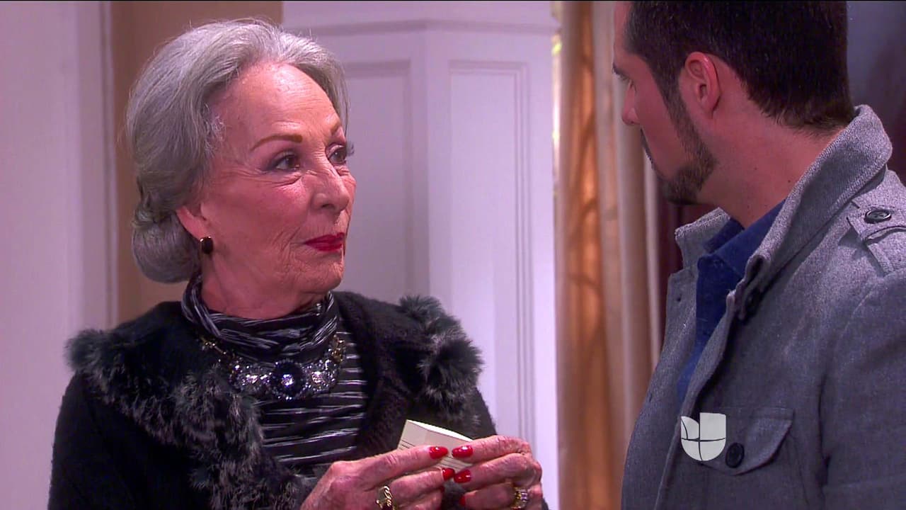 Eloísa tiene algo para ti. ¿Qué será?