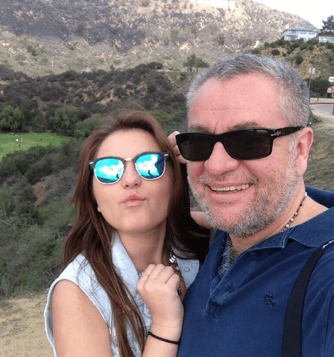 ‘El Güero’ Castro y Sofía llevan una relación armónica y cuando están fuera de los foros el productor se convierte en el papá más amoroso.