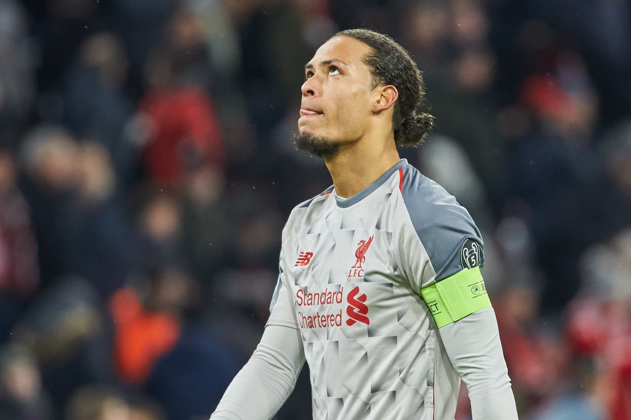 1. Virgil Van Dijk (Holanda) - 85 millones de euros del Southampton al Liverpool.