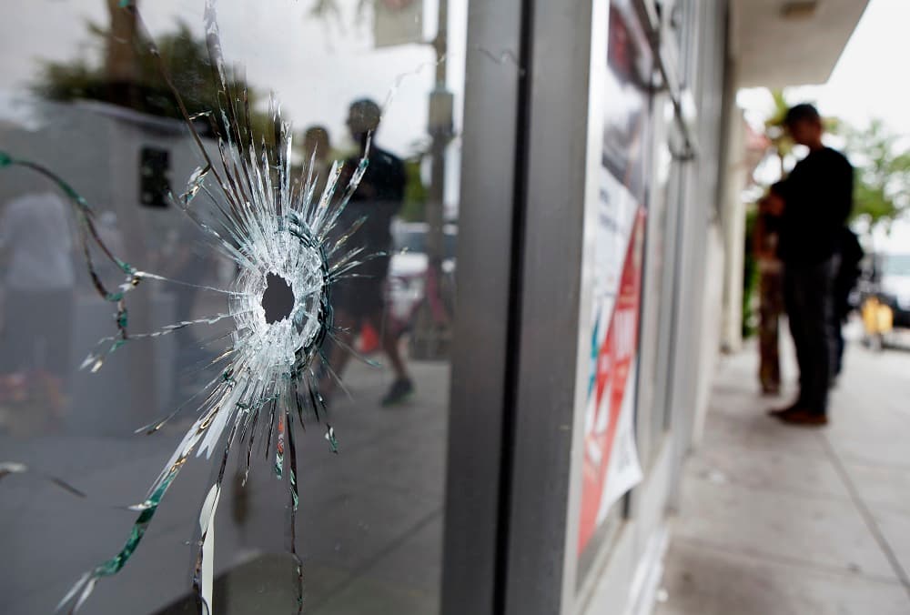 Un joven mató a siete personas el 24 mayo de 2014 tras disparar contra los viandantes de la localidad universitaria de Isla Vista, en Santa Bárbara.