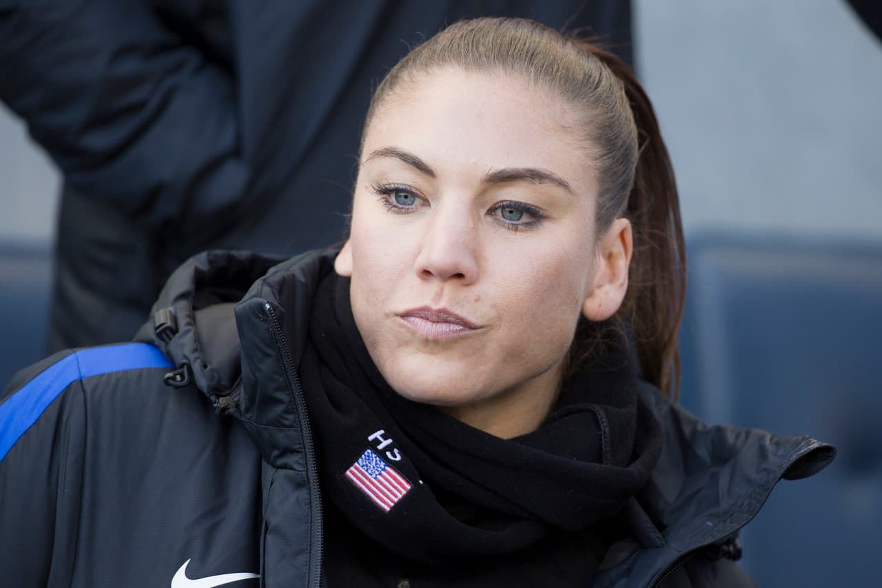 El expresidente de la FIFA "me agarró el trasero": Hope Solo, portera del equipo de fútbol de EEUU