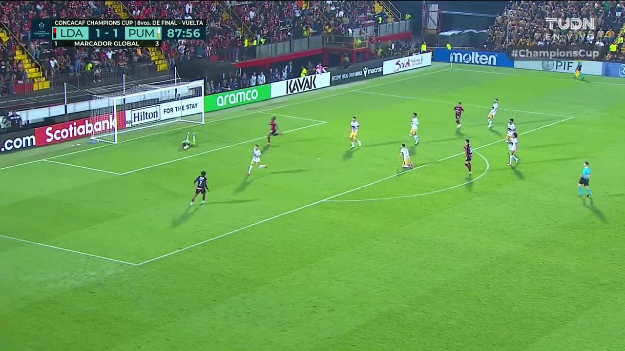 ¡TIRO ATAJADO! disparo por Joshua Navarro.