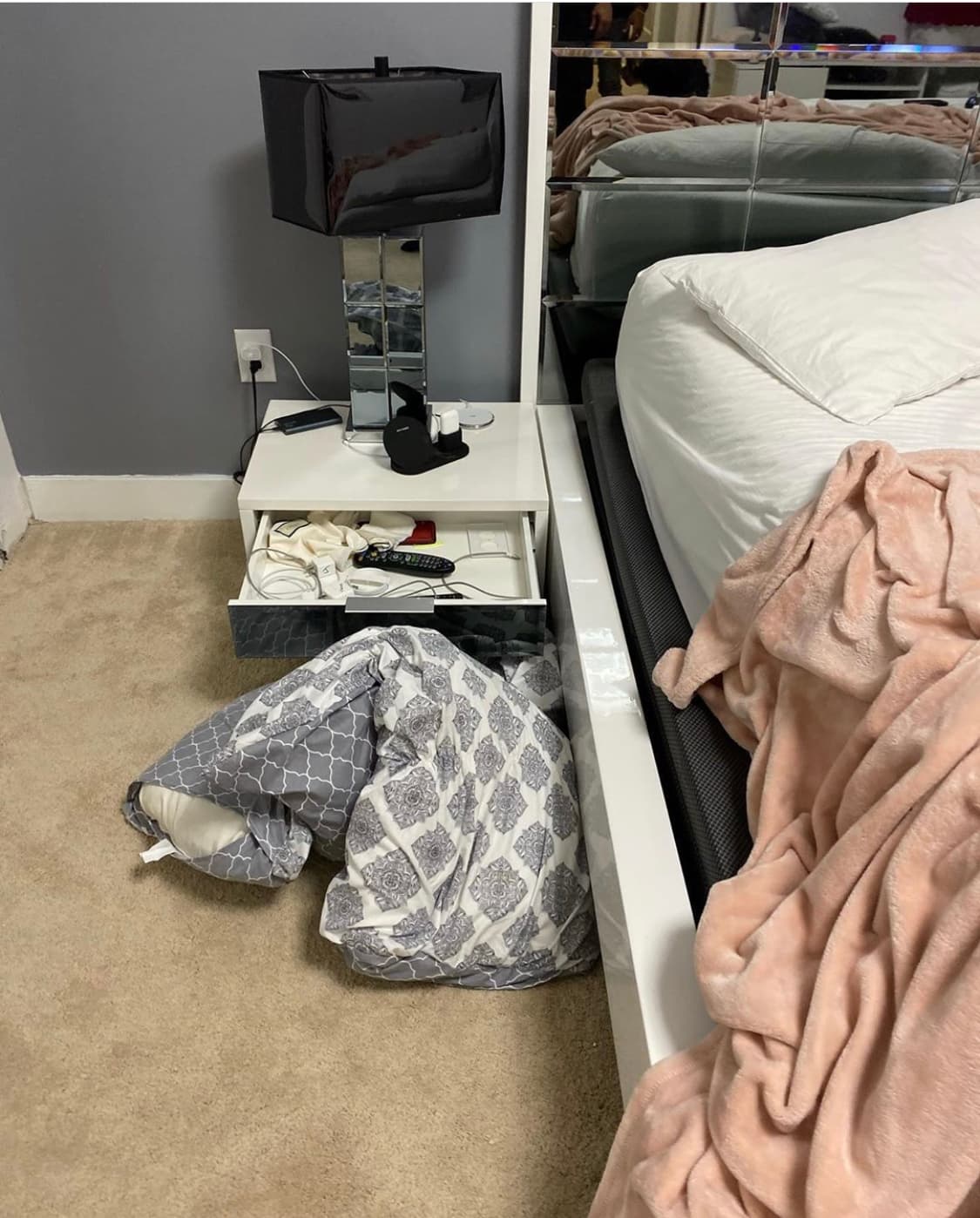 Jacob Forever no estaba en su casa cuando ingresaron, pues había salido con su esposa.