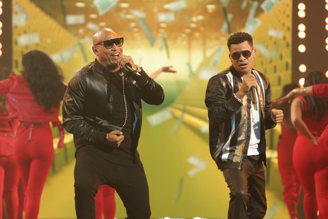 La segunda gala de Nuestra Belleza Latina comenzó con un musical que corrió a cargo de Gente de zona.