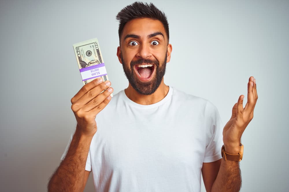 <b>GÉMINIS</b>
<br>A ti no te inquieta que no puedas pagar tus cuentas a término, porque sabes que al final siempre vas a conseguir el dinero que necesitas.
<br>