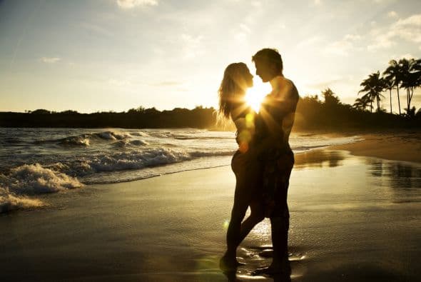 En este Mes del Caballo se acentúa tu compatibilidad amorosa con el Mono. Oportunidades que debes aprovechar este mes: Las perspectivas de un grato paseo, un fin de semana excitante, salir de casa, dar un viaje corto o reunirte con buenos amigos para pasarla bien. La ocasión de compartir calidad de tiempo con quienes son importantes para ti. Por: Profesor Zellagro