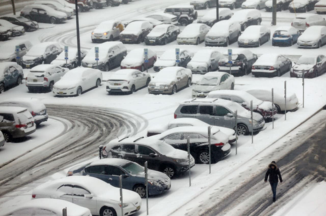 Nueva York declara estado de emergencia por fuertes nevadas al norte del Estado