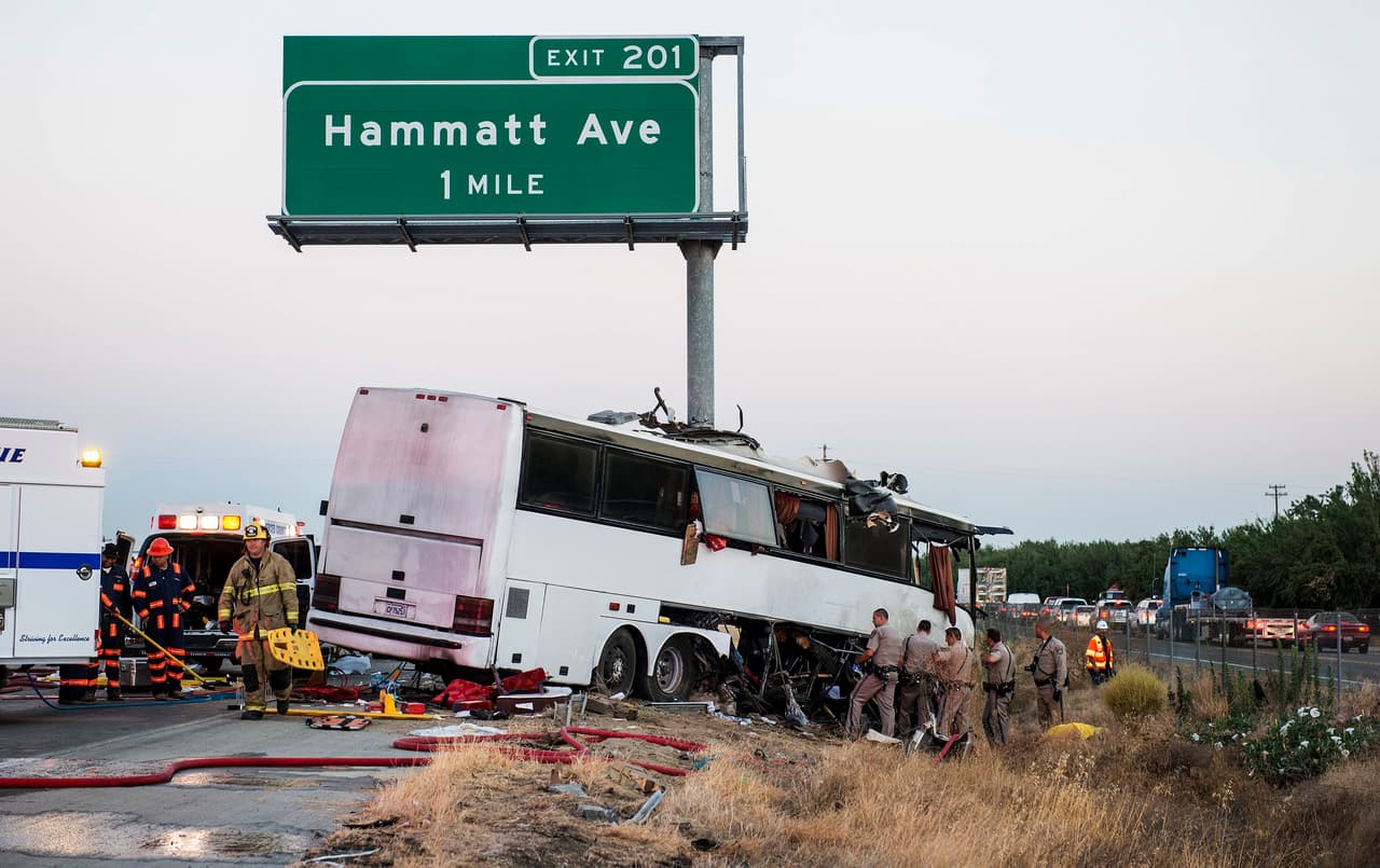 “La colisión fue un evento catastrófico”, dijo el oficial Moisés Onsurez del CHP.