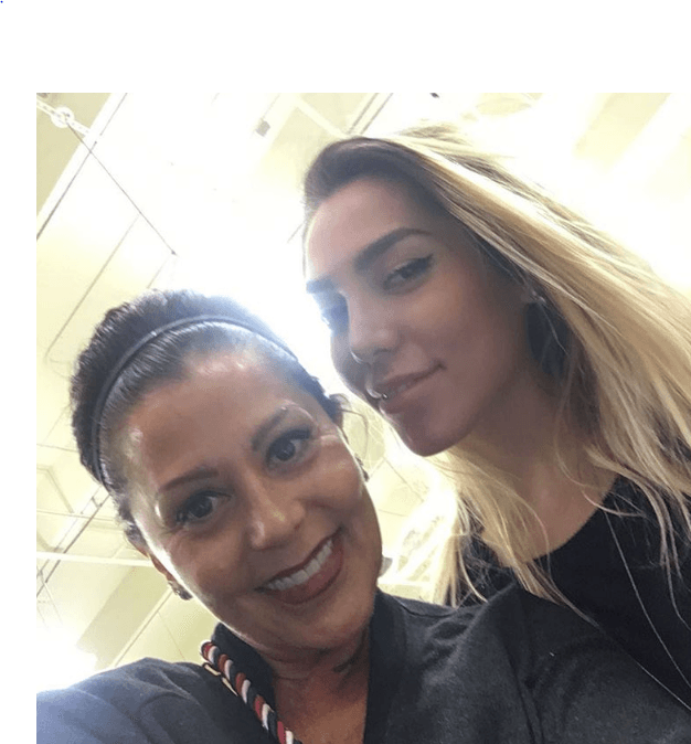 Durante los últimos meses, Alejandra Guzmán y su hija Frida Sofía han permanecido en el ojo del huracán.