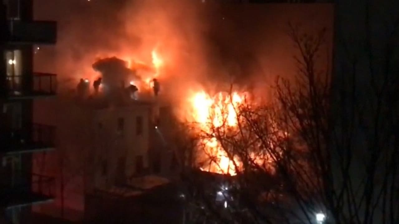 Nuevo incendio en un edificio de viviendas en Brooklyn causa siete heridos