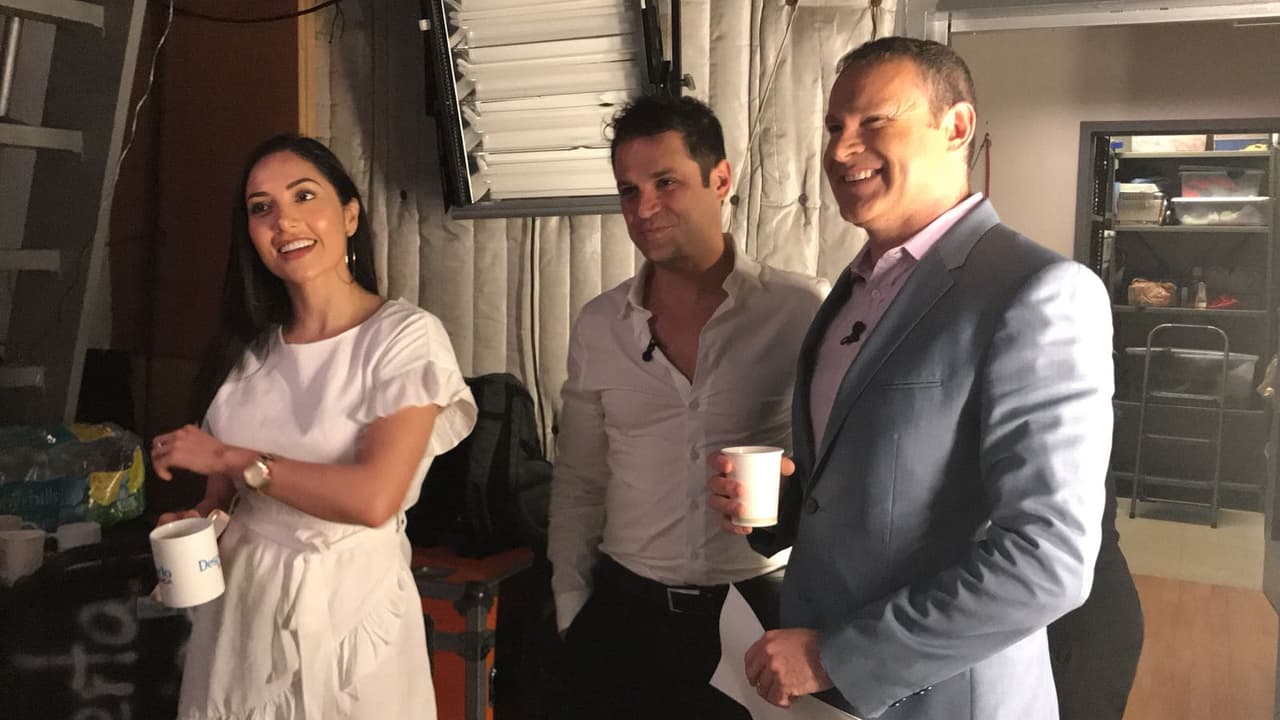 Más tarde los sorprendimos detrás de cámaras. Alan y él la pasaron muy bien juntos.