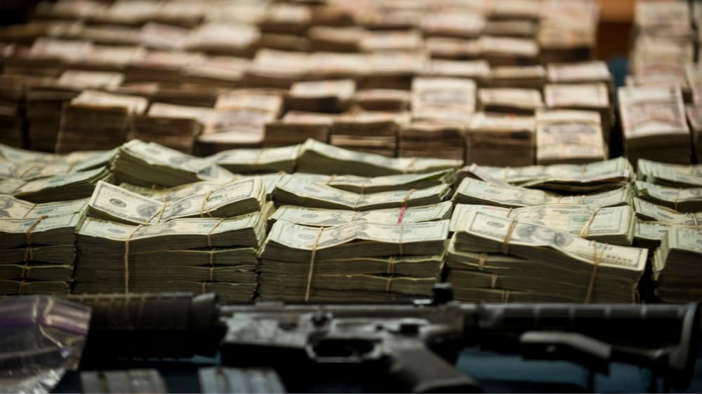 Desmantelan una red de lavado de dinero que envió millones de dólares a narcos mexicanos