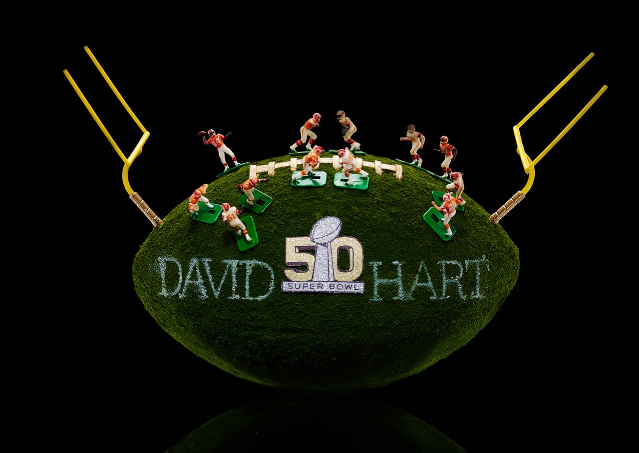 Esta recreación del Super Bowl fue creada por David Hart