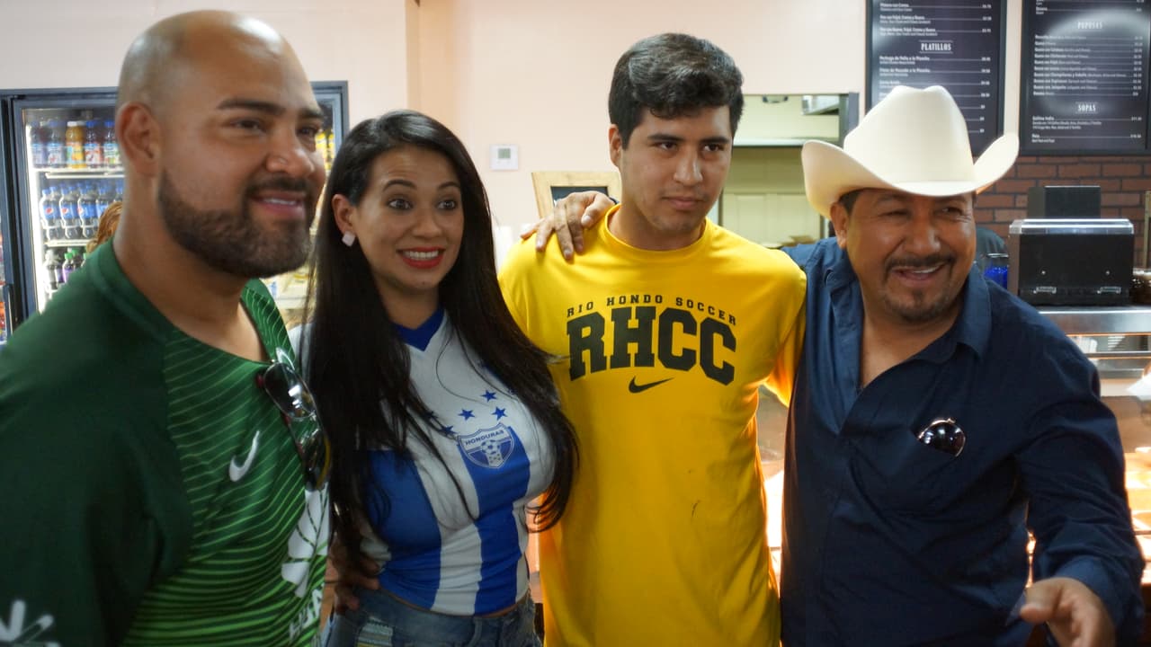 La Hondureña confía en que su selección le gane a México y en un próximo partido, y no tiene problema con seguir pagando apuestas hasta lograr que El Feo y El Pelón sean los que paguen el siguiente reto.