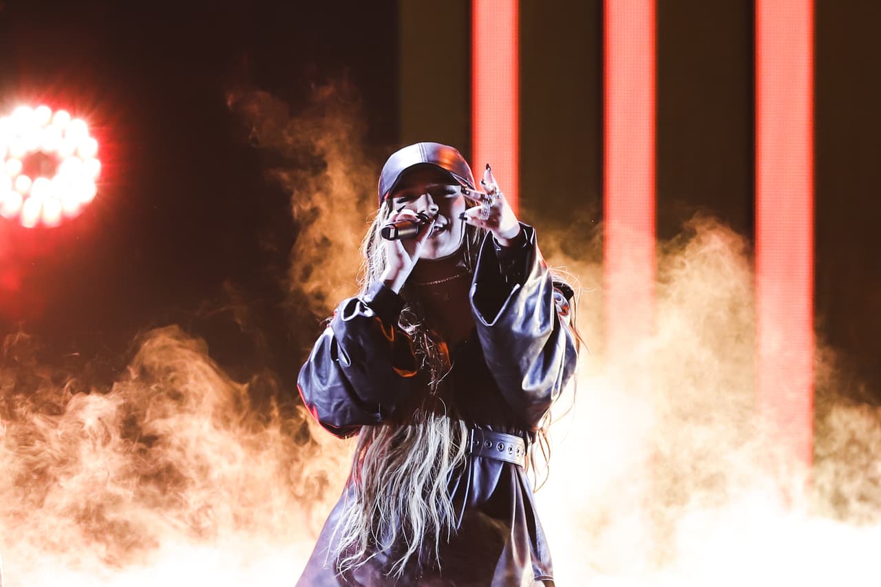 En su segunda aparición, la intérprete presentó en vivo, por primera vez, 'Ay Dios mío', tema que estrenó durante la cuarentena y que decidió dar a conocer en la esperada entrega de premios.