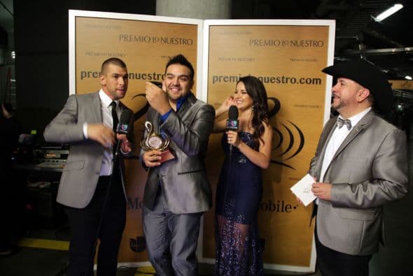 Te llevamos detrás de cámaras en Premio Lo Nuestro 2014. Esto fue lo que no viste de esta espectacular entrega.