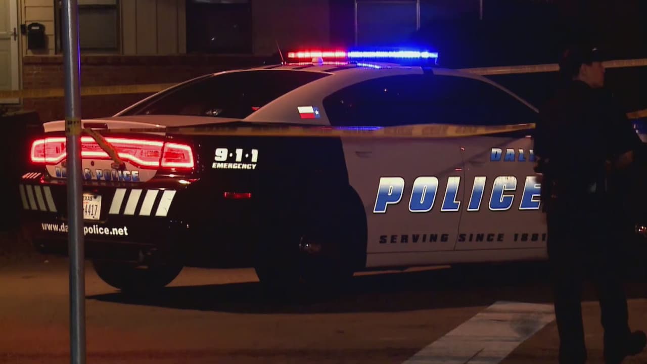 Policía de Dallas recupera más de 100 casquillos de bala del lugar de un tiroteo en el que tres personas salieron heridas y 3 más murieron la noche del 4 de Julio