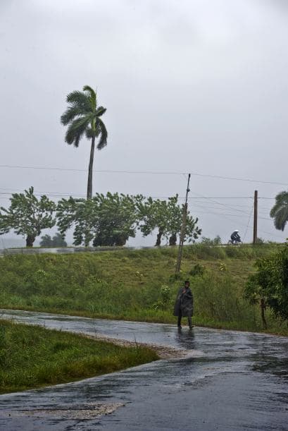 Añadieron que se espera restablecer los "servicios fundamentales a la población" a distintas horas, teniendo en cuenta la "prioridad, importancia y peligrosidad de la avería".
