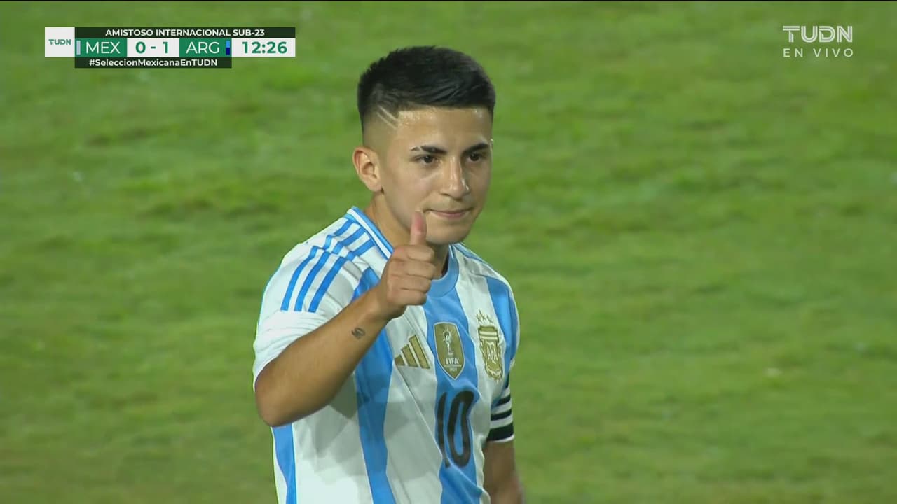 ¡Gol de Argentina! Thiago Almada la pone en el ángulo para el 0-1