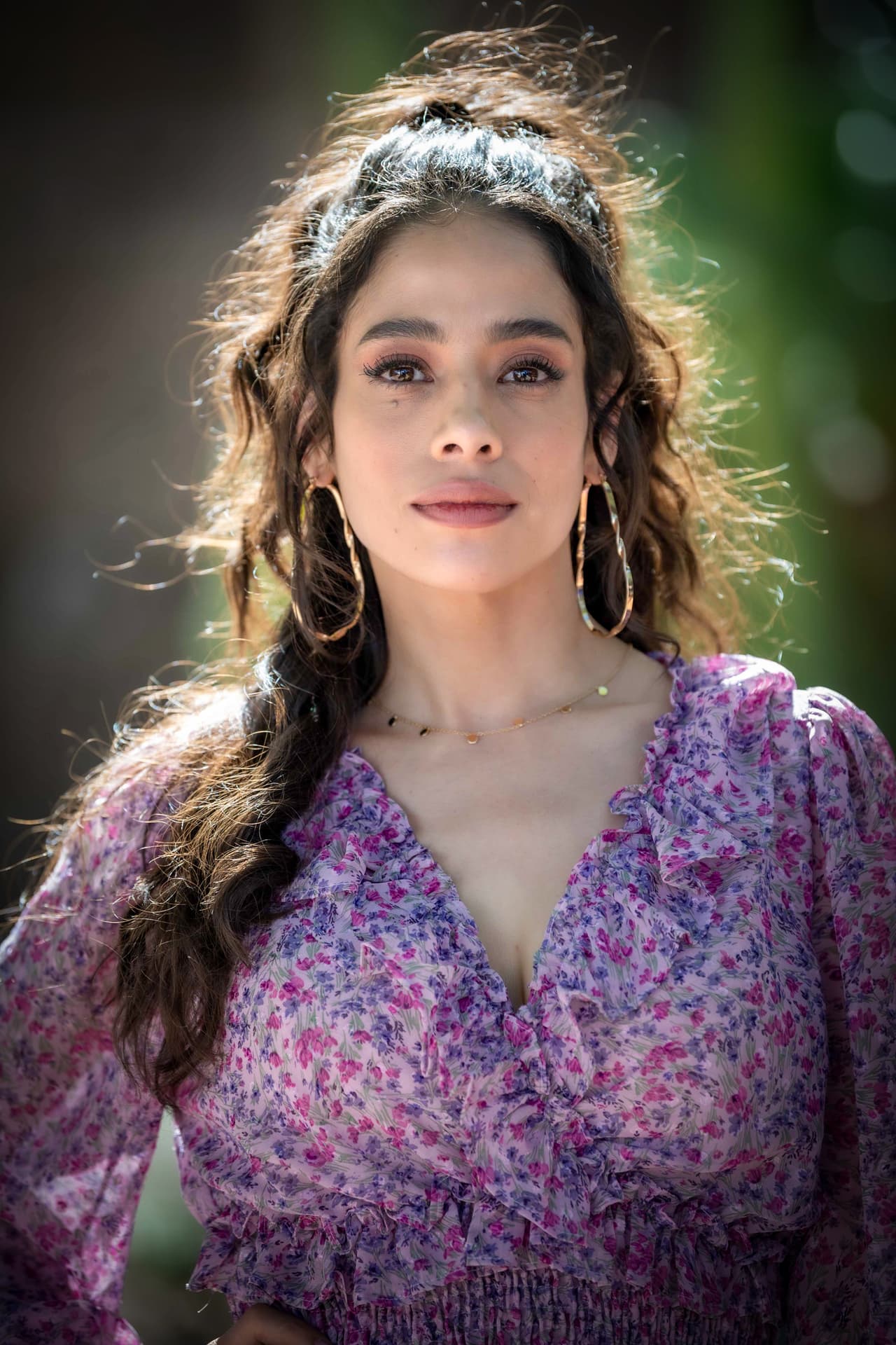 Fátima Molina es originaria de Ensenada, Baja California, pero desde pequeña se mudó a Guadalajara junto a sus padres. Pronto, comenzó a tener inclinaciones artísticas.
<br>