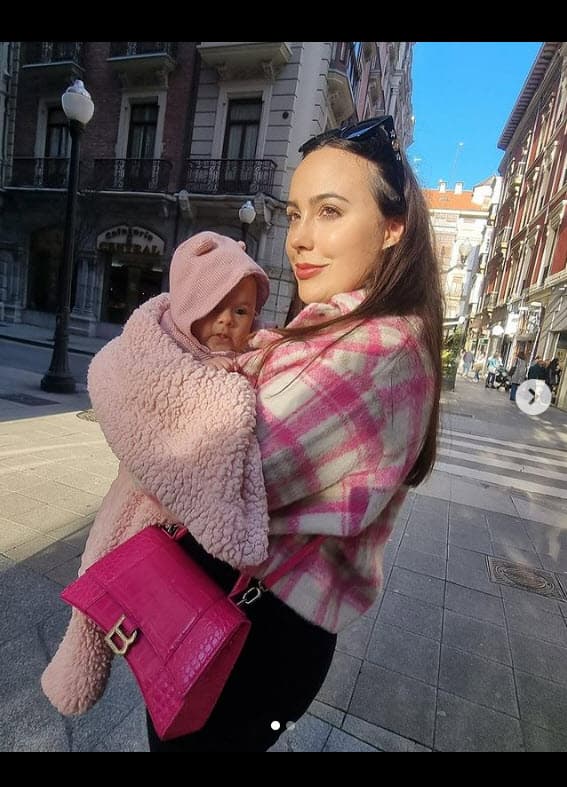 A mediados de julio pasado, Ivana Rodríguez, hermana de la modelo, paró en seco a quienes han estado criticando el cuerpo de la madre de los hijos de Ronaldo. 
<br>