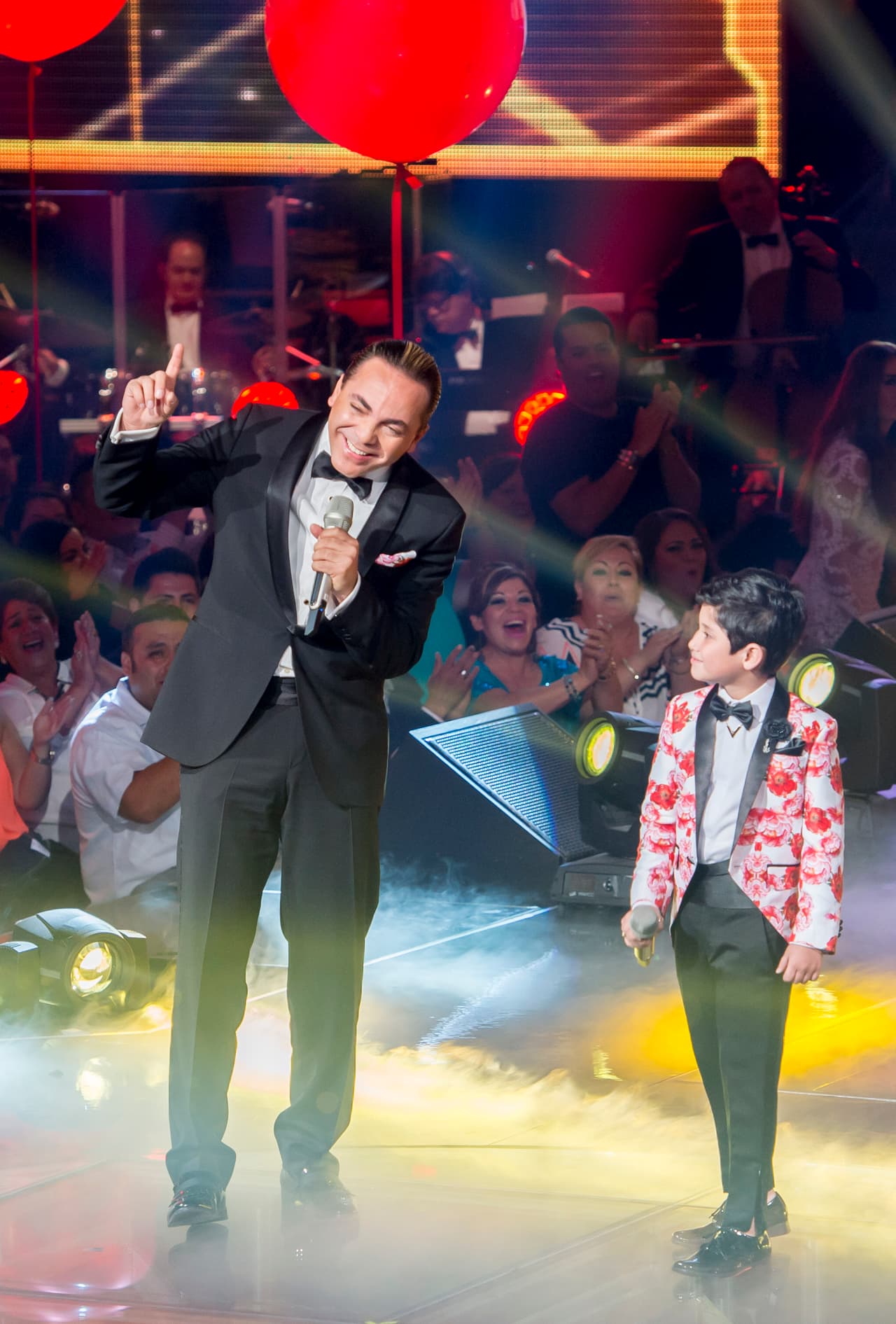 Después de 10 semanas de duro trabajo, la familia Barraza se corona como ganadora de Me Pongo de Pie, Paty Cantú y los Cervantes obtuvieron el segundo lugar, y Río Roma y los García el tercero, aunque estos últimos no quedaron conformes. Entre los invitados especiales estuvieron la Banda MS y La Arrolladora Banda El Limón.