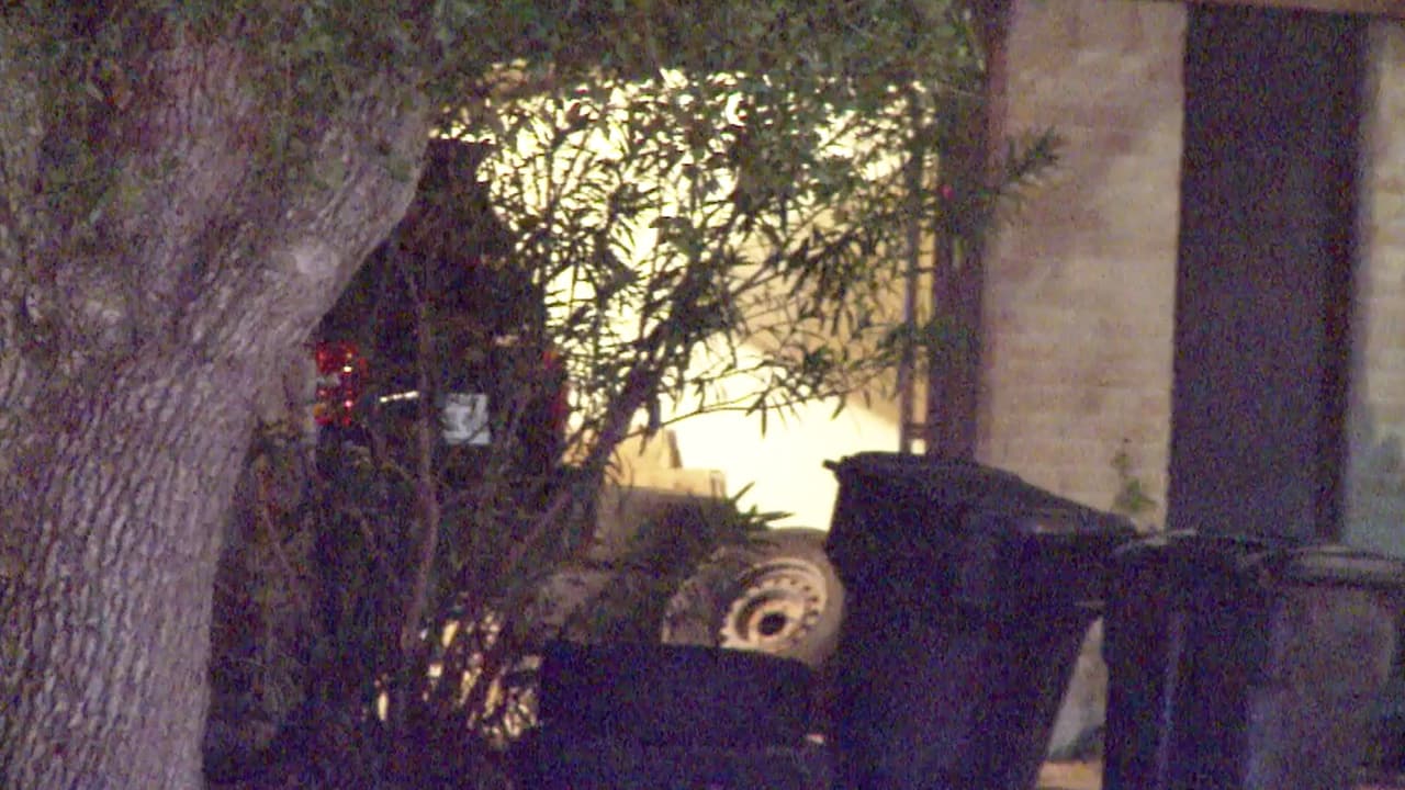 Un hombre que corría por la calle en ropa interior gritaba que había sido secuestrado.