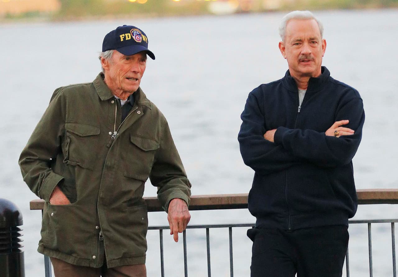 Aquí lo vemos con Clint Eastwood.