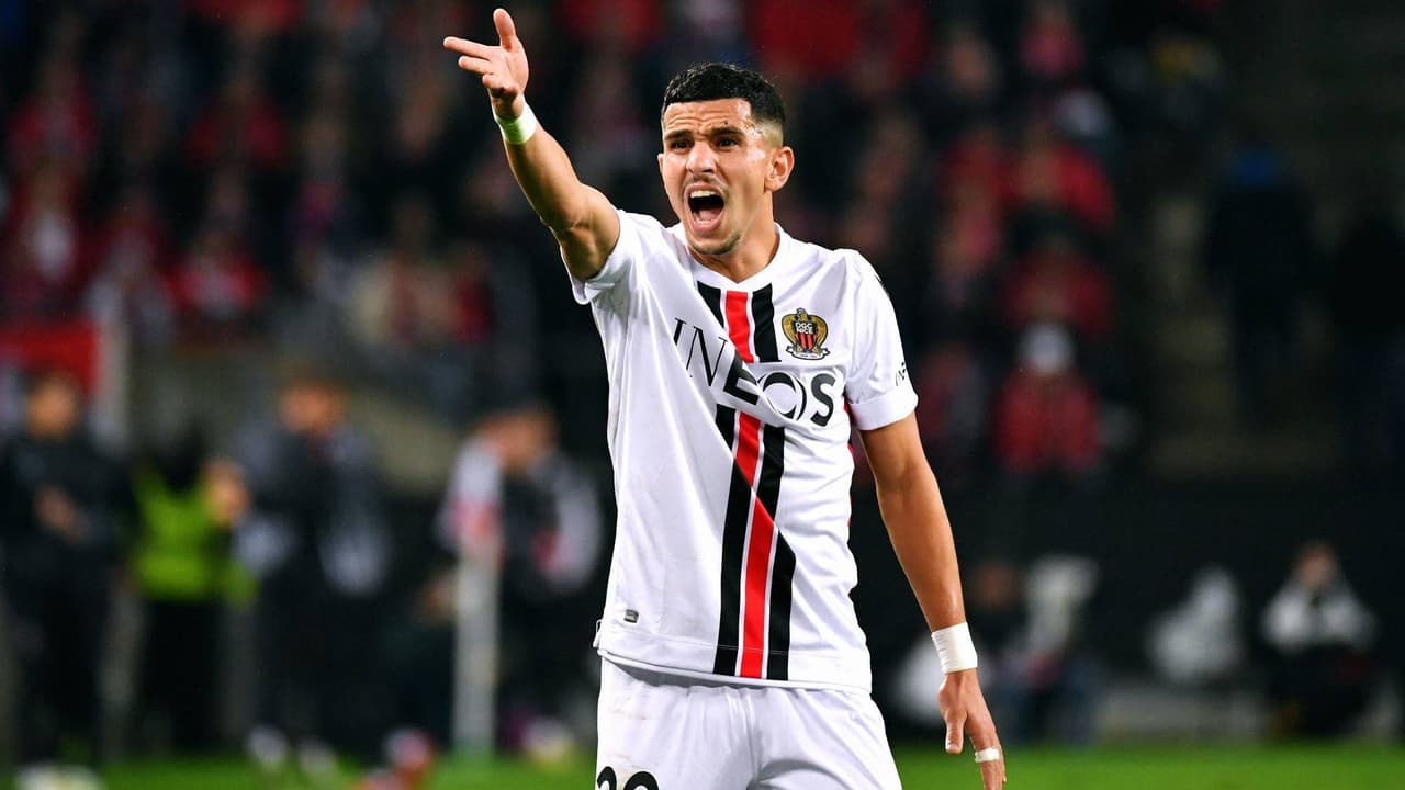 Condenan a prisión a futbolista de la Ligue 1 por mensajes de odio