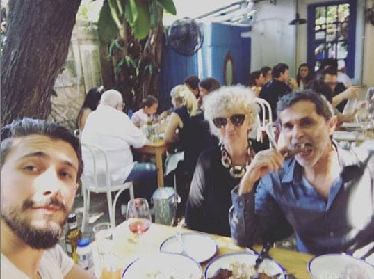 El 30 de agosto de 2016 Humberto Zurita publicó esta fotografía de la celebración del día del padre, Christian Bach estaba junto a él.