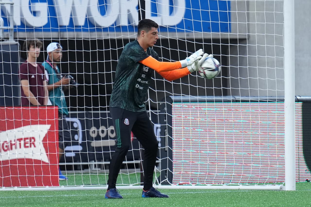 Con un equipo de jugadores jóvenes como Carlos Acevedo, Marcelo Flores o Luis Chávez, el Tricolor tuvo un pobre desempeño ante Guatemala.