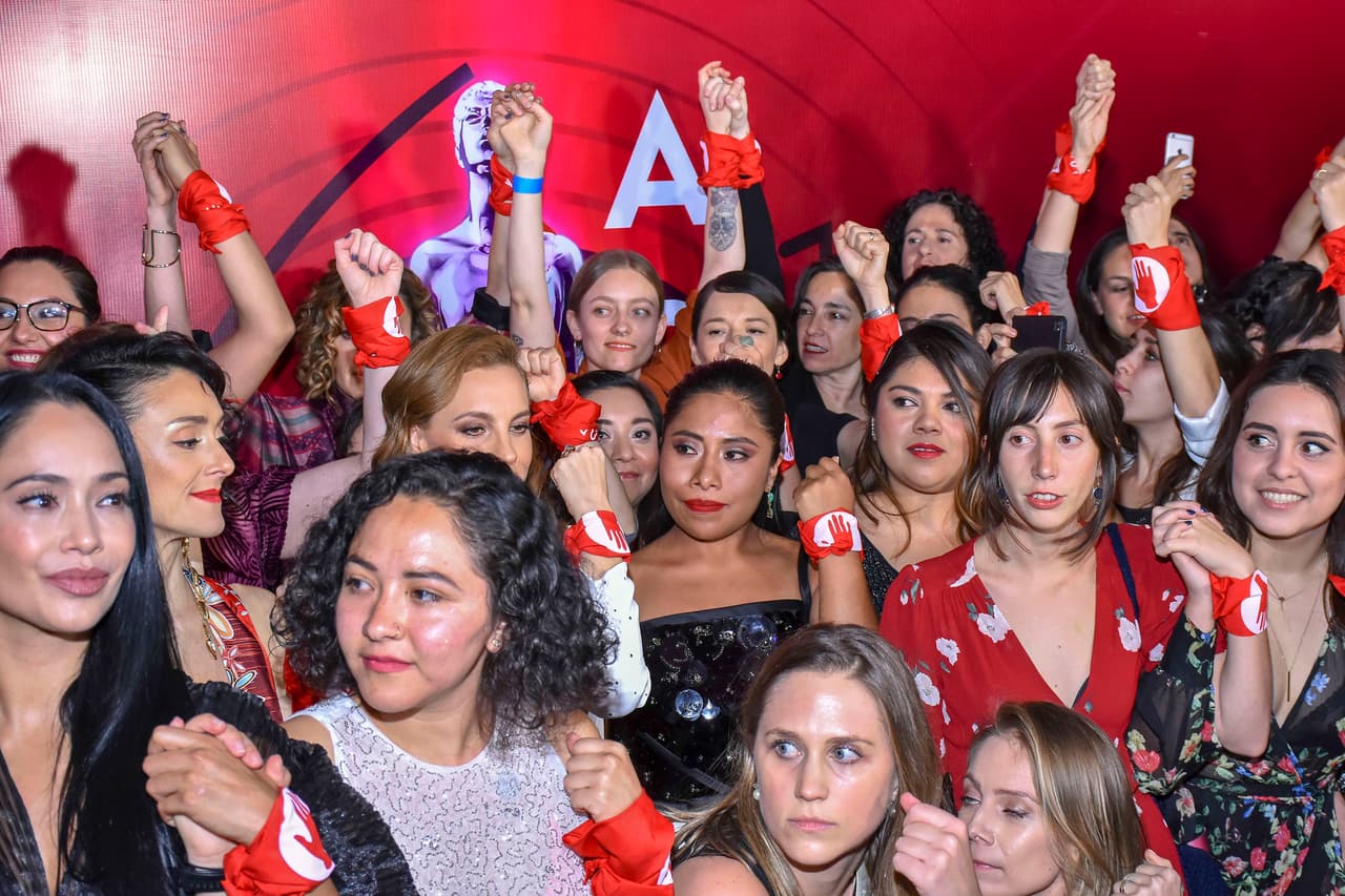 Yalitza Aparicio asistió la semana pasada a la entrega de los 
<b><a href="https://www.univision.com/famosos/asi-fue-la-alfombra-roja-de-los-premios-ariel-en-mexico-fue-hasta-el-borras-el-perrito-de-roma-fotos">Premios Ariel 2019</a></b> (foto), que reconoce a lo mejor del cine mexicano. Estuvo nominada a Mejor Actriz, aunque el reconocimiento quedó en manos de Ilse Salas.