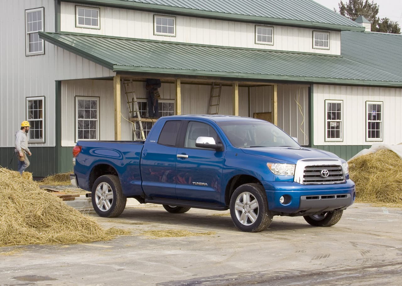 <h3 class="cms-H3-H3"><b>4. Toyota Tundra</b></h3>
<br>% de dueños que lo conservaron por más de 15 años: 14.2%
<br>En comparación con el promedio: 1.8x
<br>
<br>En imagen: Toyota Tundra 2007