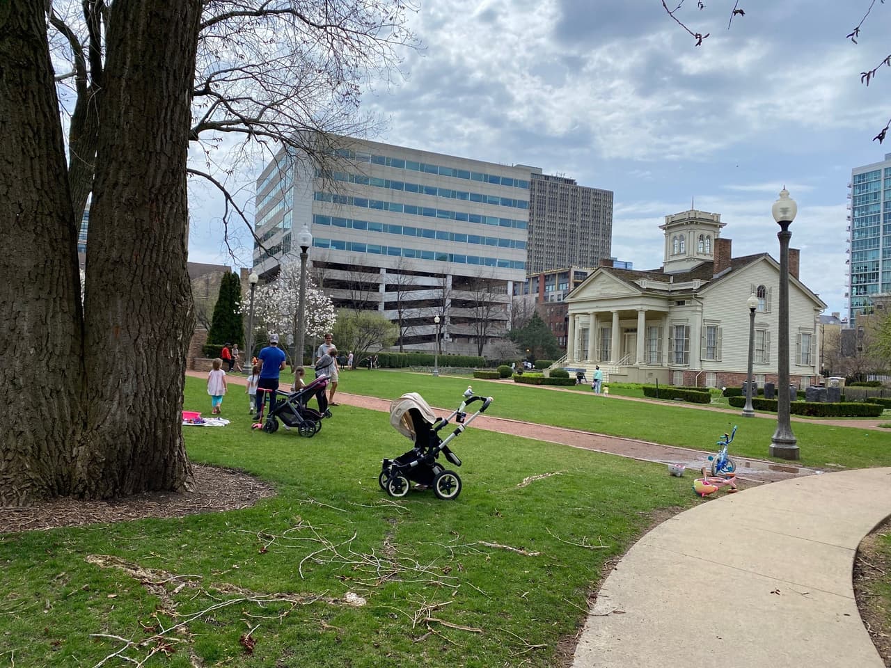 Habitantes de Chicago así disfrutaron del calor. Se deleitaron con las imágenes de nuestra ciudad, considerado por muchos como uno de los 'skyline' u horizontes urbanos más lindos de Estados Unidos.