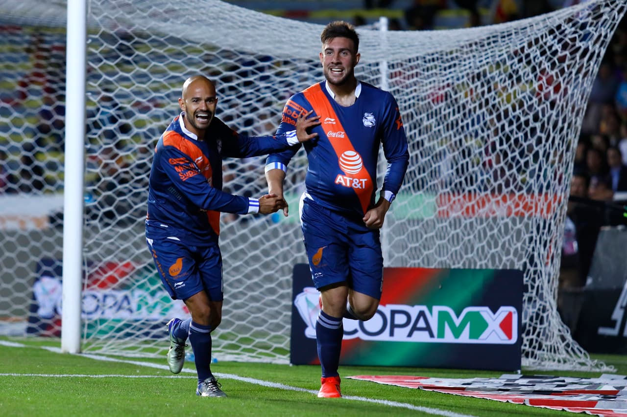 Lucas Cavallini marcó el primer tanto del encuentro tras desmarcarse en el área y meter un testarazo certero al minuto 47 de la parte complementaria.