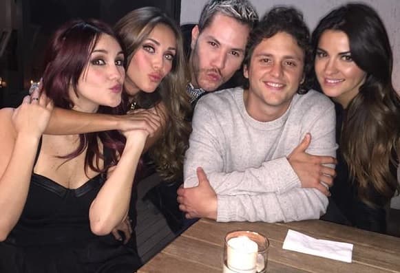 Los rumores de un posible regreso comenzaron cuando casi todos sus integrantes se reunieron para cenar en la Ciudad de México. Esta foto dio muchas esperanzas a sus fans...