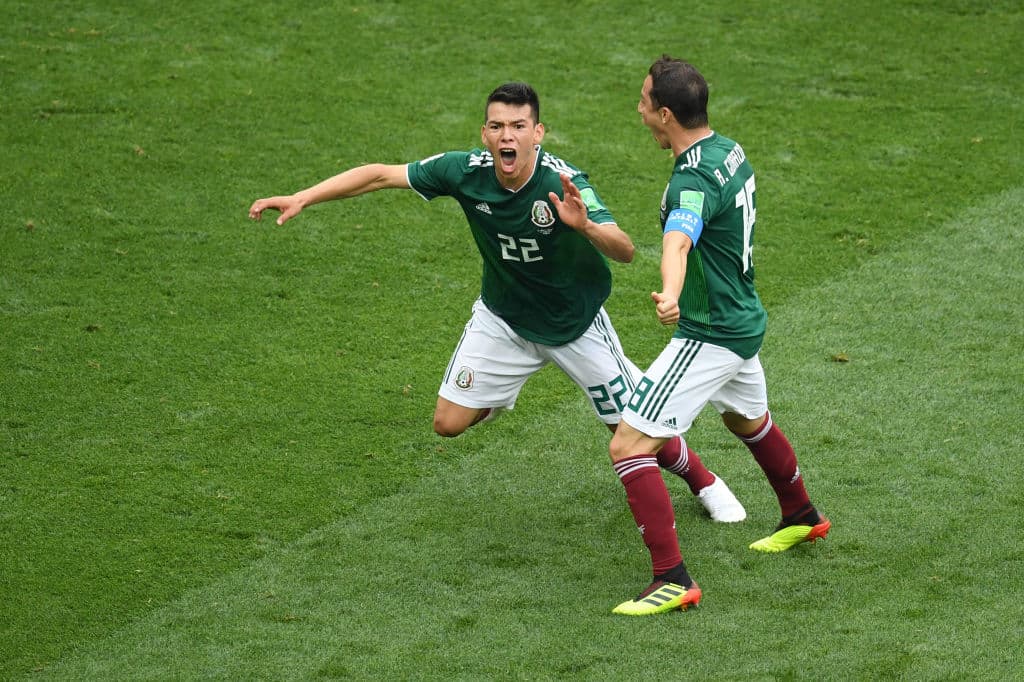 Todos se acercaron a celebrar con el 'Chucky', un ídolo que se hizo tan grande e histórico en ese instante que su grito contagió a todos.