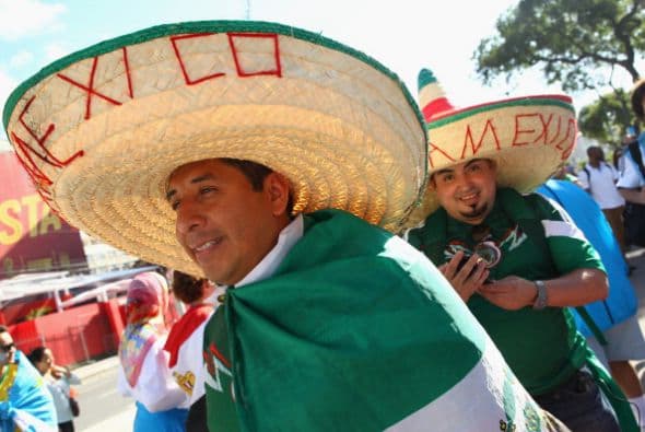 Y ni los mexicanos, eliminados en octavos de final, quisieron perderse este evento.